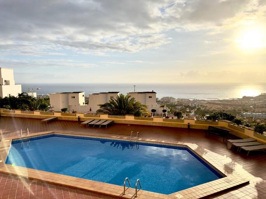 Penthouse With Ocean Views - Torviscas Apartment Costa Adeje  ภายนอก รูปภาพ