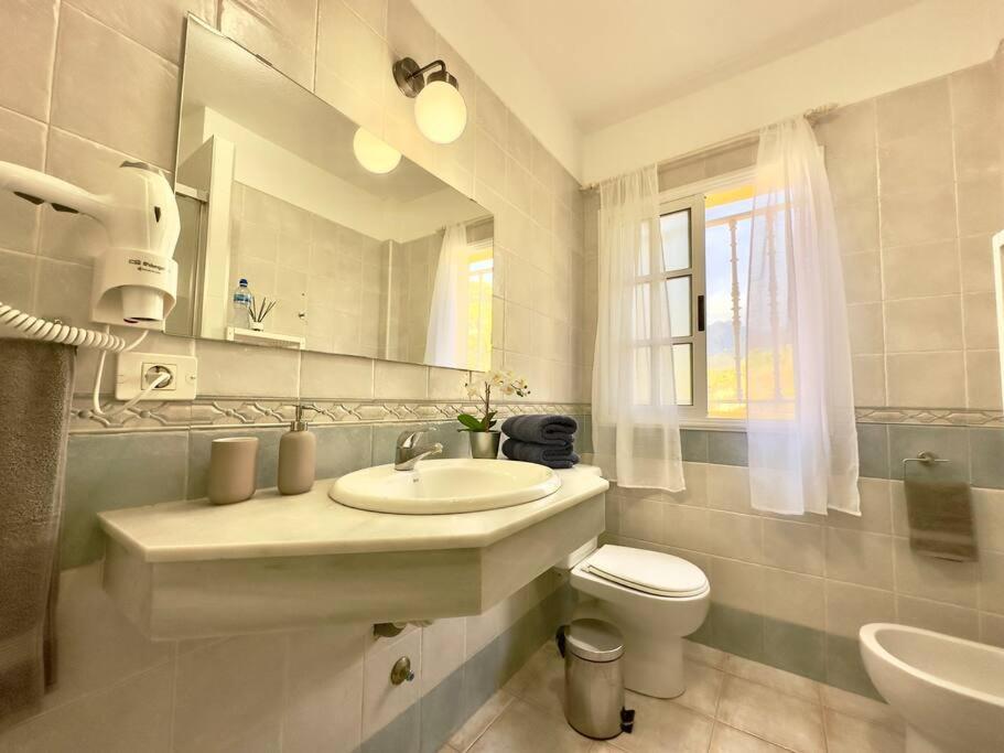 Penthouse With Ocean Views - Torviscas Apartment Costa Adeje  ภายนอก รูปภาพ